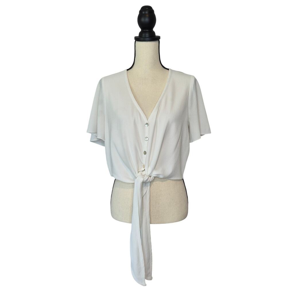 Show Me Your Mumu Tortuga top white tie front button short sleeve v neck size M